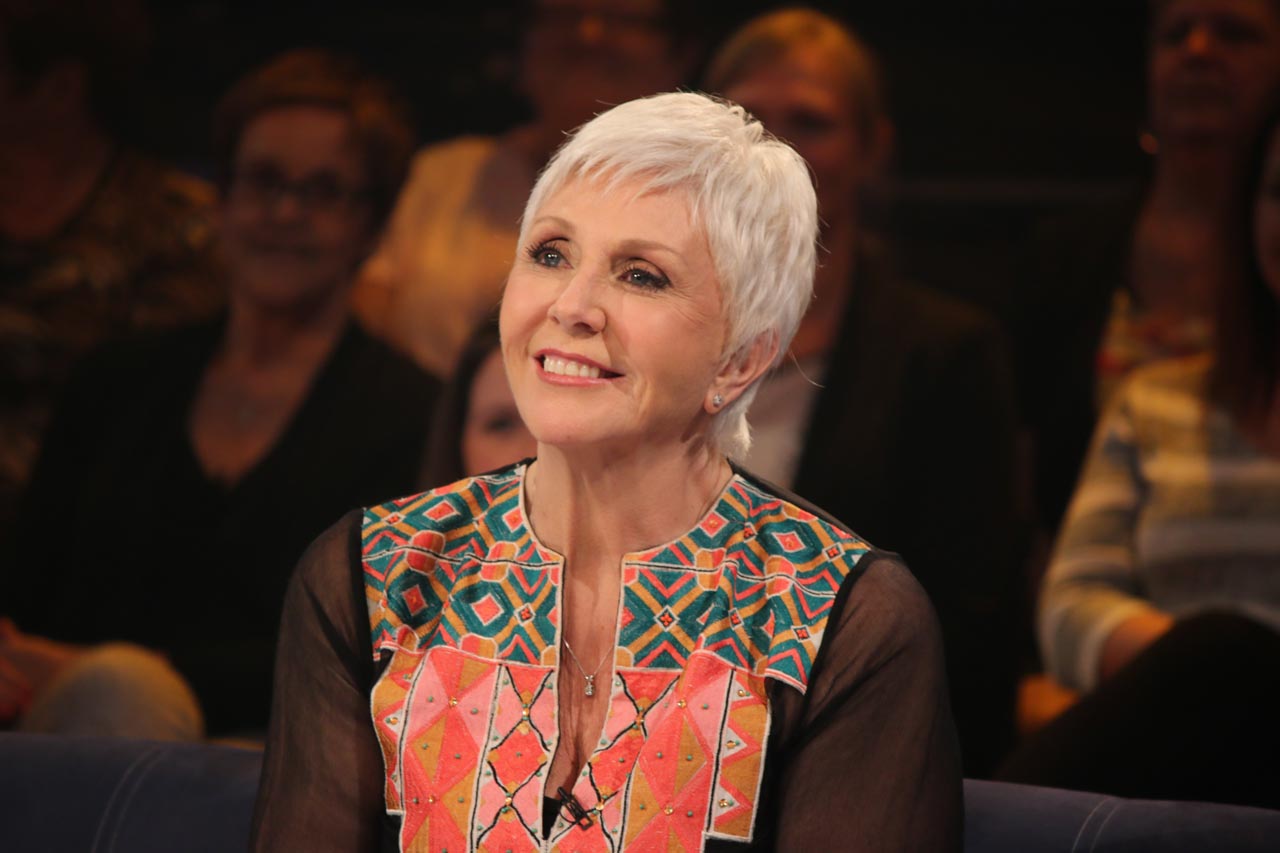 En Direct De L univers Hommage A Renee Martel Radio-Canada rend hommage à Renée Martel et à Gérard Poirier | Arts et  culture