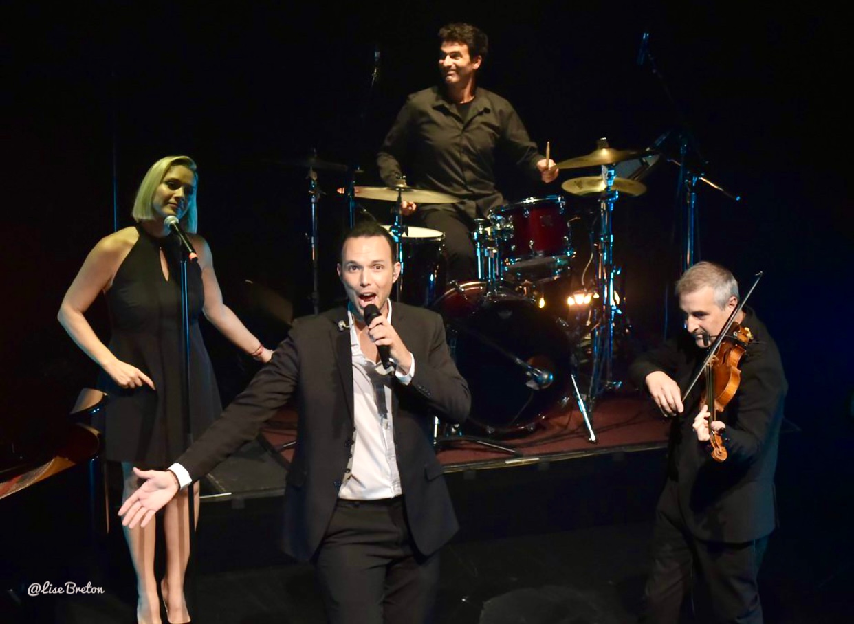 ET MAINTENANT Jules Grison incarne magistralement Gilbert Bécaud au