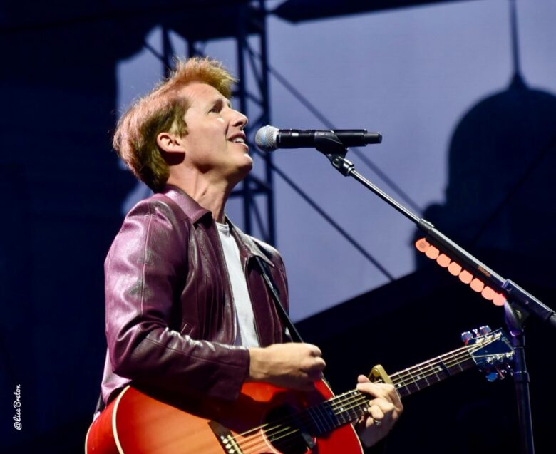James-Blunt-a-l'Agora-du-Port-de-Quebec-Photo-@Lise-Breton