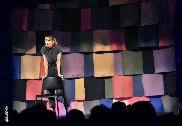 -Emilie-Perreault-au-Theatre-Petit-Champlain-Photo-@Lise-Breton-.j