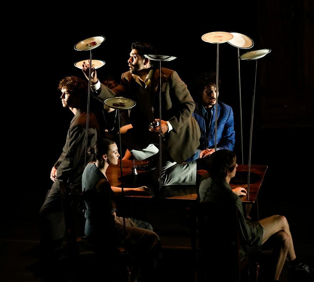 PLAY DEAD Photo J. F. Savaria