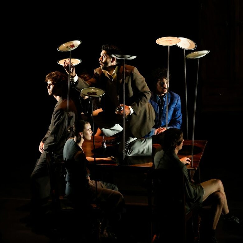 PLAY DEAD Photo J. F. Savaria