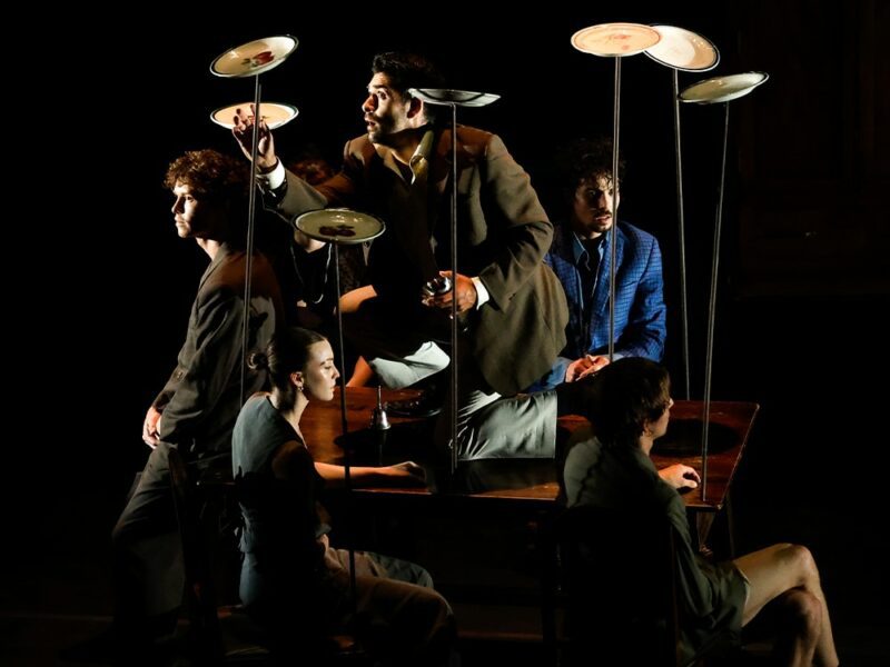 PLAY DEAD Photo J. F. Savaria