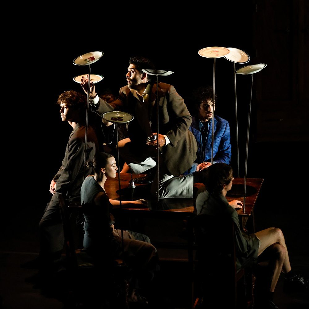 PLAY DEAD Photo J. F. Savaria