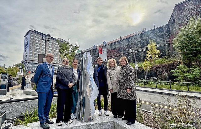 M. Yann Gall, Mme Danielle April. Mme Chartlotte Bazelaire, M.Bruno Marchand, Mme Mélissa Coulombe-Leduc, Mme Marianne White. Photo Lise Breton